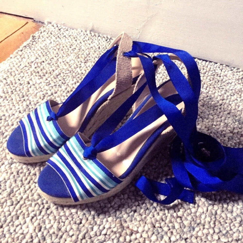 $20 w/ bundle Talbots Ribbon Wrap Espadrille Wedge